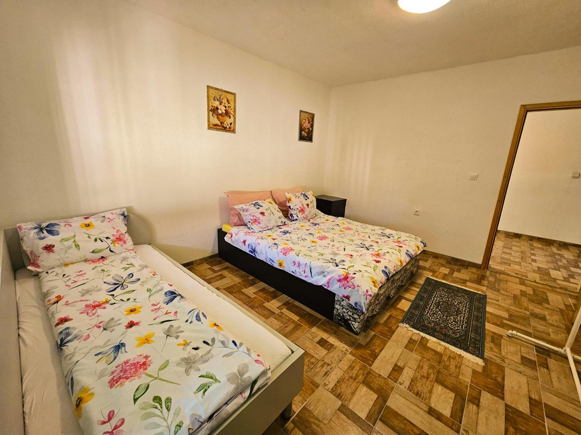 Apartment Bijela Ladja Bihać Exteriör bild